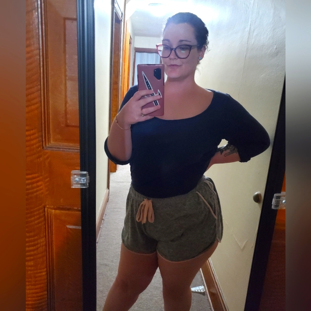 Meet your Posher, Rebecca